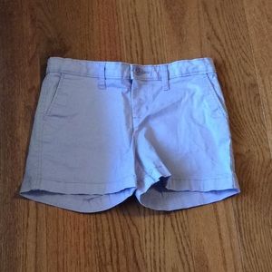 Lilac chino short